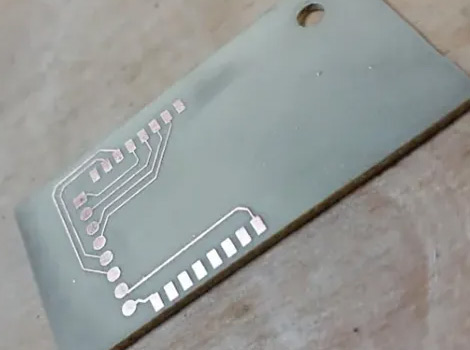 什么是印刷电路板 （PCB）